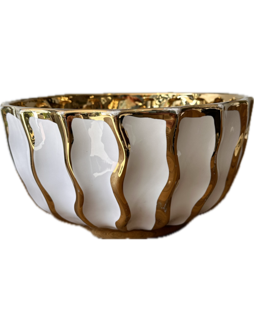 White and gold pinstripe pot