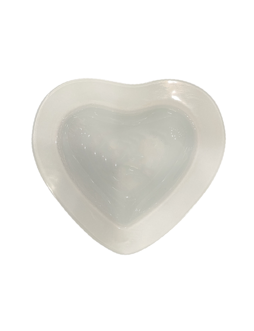 MED WHITE HEART PLATE